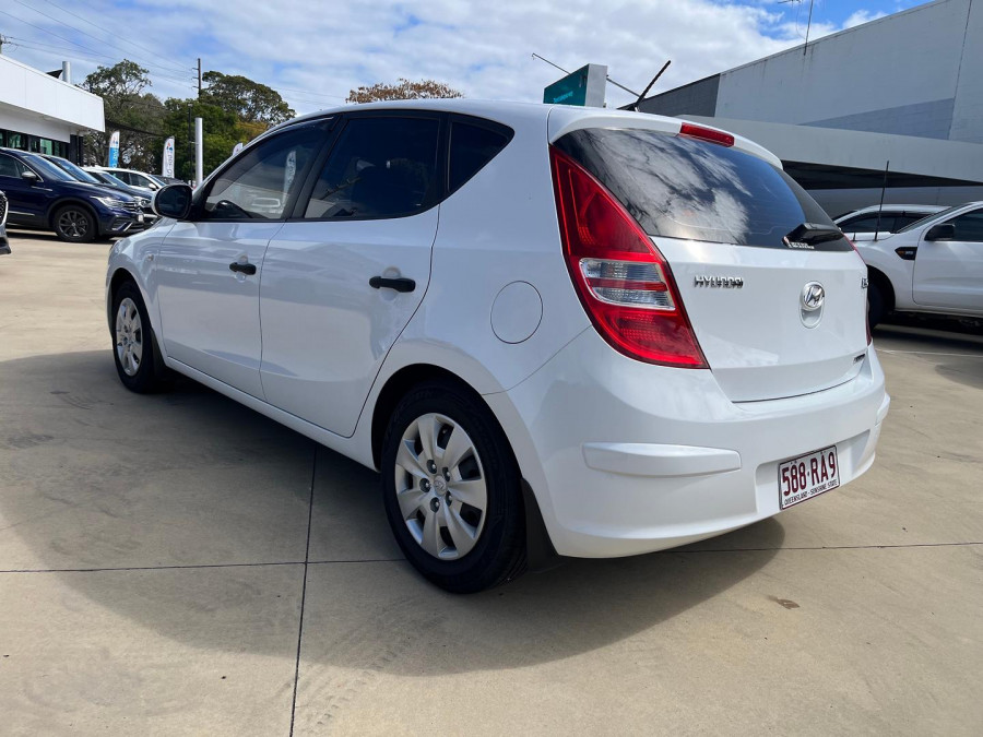 2008 Hyundai i30 FD Hatch Image 5