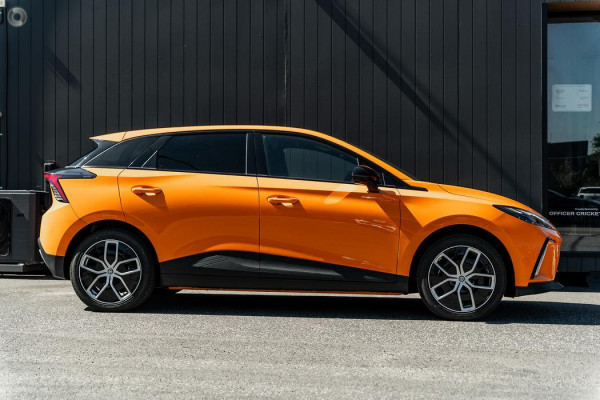 2024 MG MG4 MEH32 Essence 64 Hatch Image 5