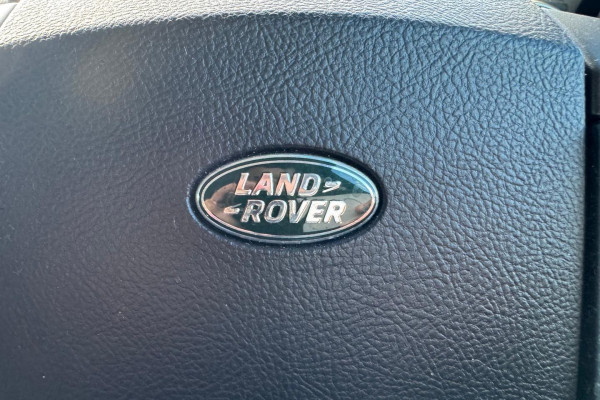2015 Land Rover Discovery Series 4 SDV6 HSE SUV Image 20