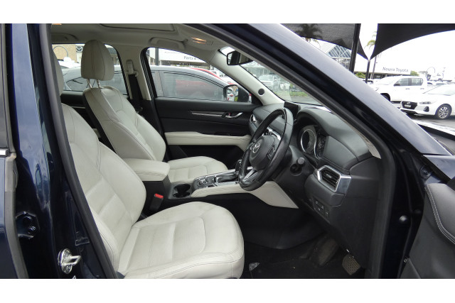 2017 Mazda CX-5 MY17 GT 4X4 SUV Image 14