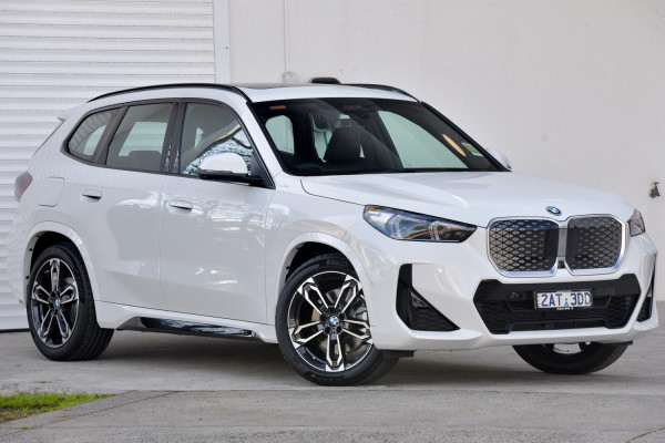 BMW iX1 xDrive30 M Sport U11