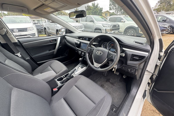 2014 Toyota Corolla ZRE182R Ascent Sedan Image 3