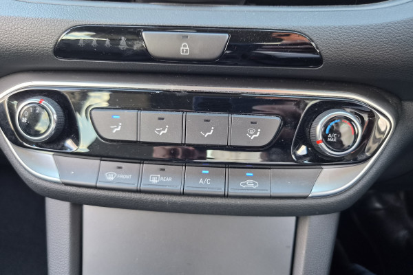 2021 MY22 Hyundai i30 PD.V4 Active Hatch Image 19