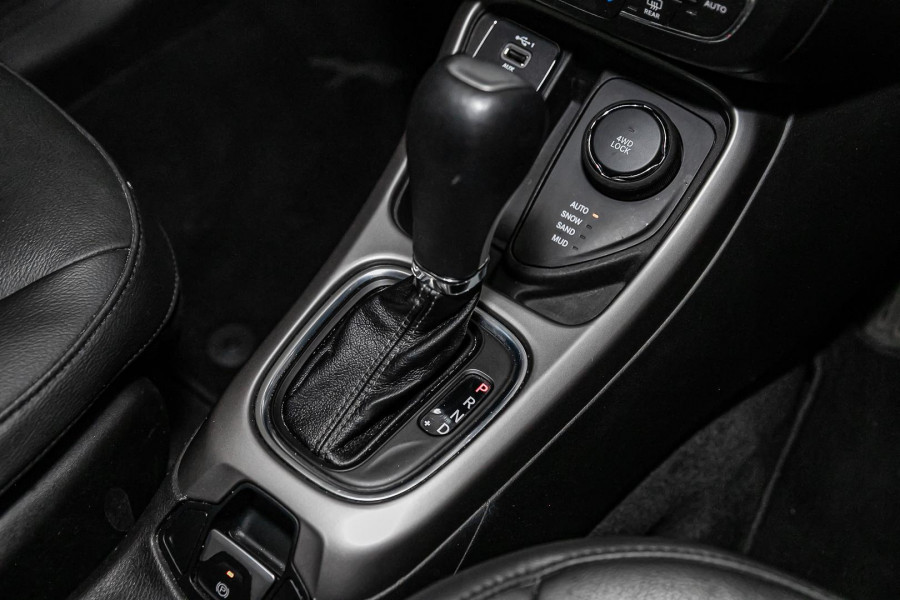 2020 MY22 Jeep Compass M6 Limited SUV Image 28