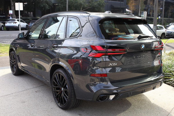 2026 BMW X5 G05 LCI xDrive30d M Sport SUV image 5