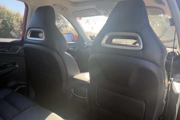 2022 MG HS Essence SUV Image 14