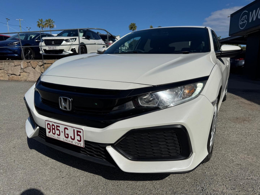 2018 Honda Civic 10th Gen VTi Hatch Image 2