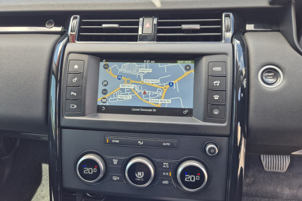 2017 Land Rover Discovery Series 5 SE SUV Image 14