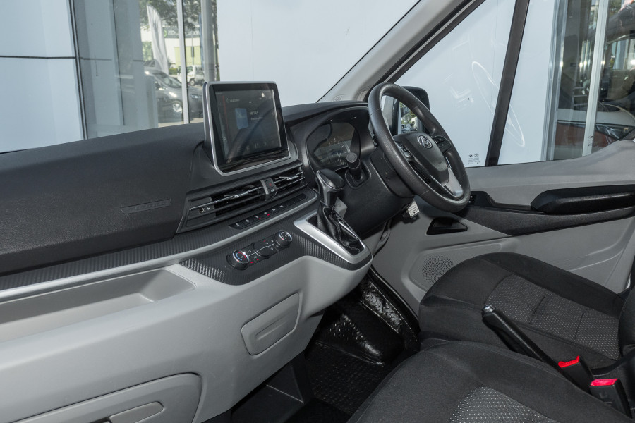 2020 LDV Deliver 9 Mid Roof MWB Van Image 7