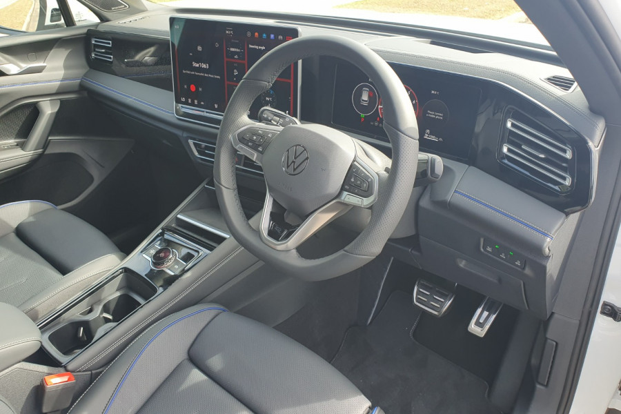 2025 Volkswagen Tiguan CT 195TSI R-Line SUV Image 13