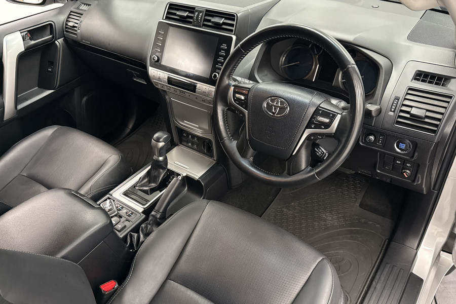 2022 Toyota LandCruiser Prado GDJ150R GXL SUV Image 17