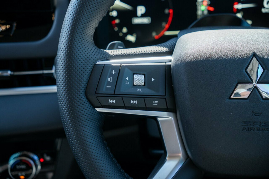 2025 Mitsubishi Outlander ZM Aspire SUV Image 12