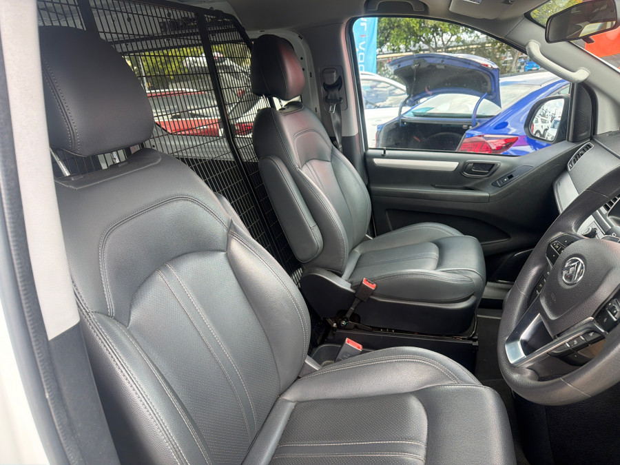 2021 LDV G10 SV7C + Van Image 15