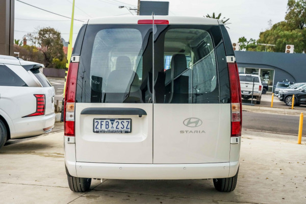 2026 MY27 Hyundai Staria Load US4.V4  Van Image 3