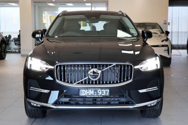 2024 MY25 Volvo XC60  Ultra B5 Bright SUV Image 2