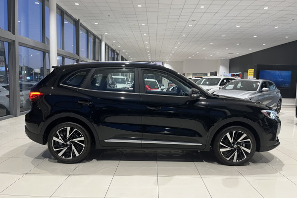 2025 MG ZS Essence 1.5Pht/3Hd SUV Image 5
