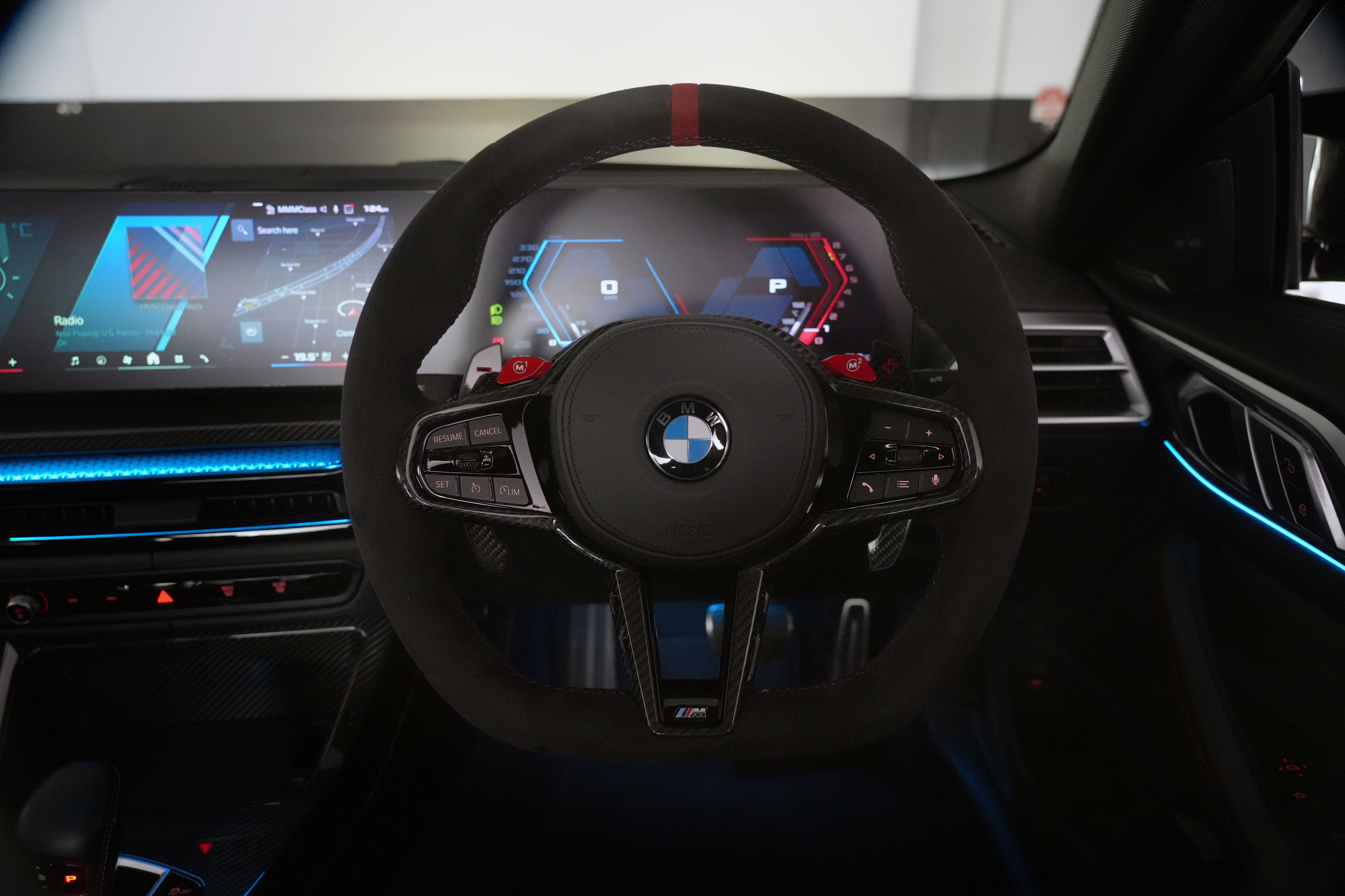 2024 BMW M4 CS Coupe Image 32