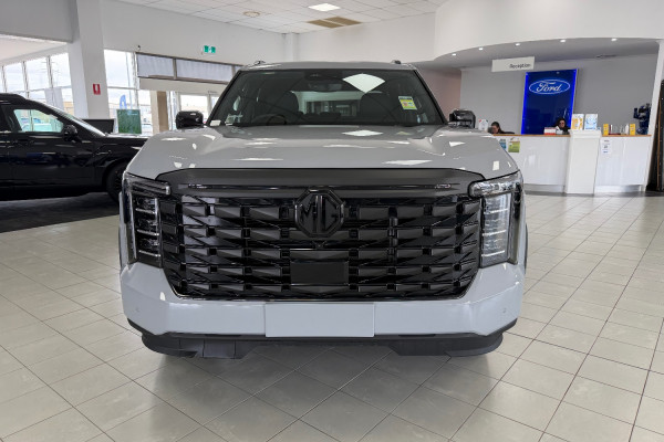 2026 MG U9 EKK1C Black Edition Ute Image 2