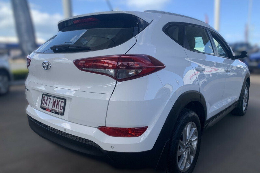 2015 Hyundai Tucson TLe Active SUV Image 6
