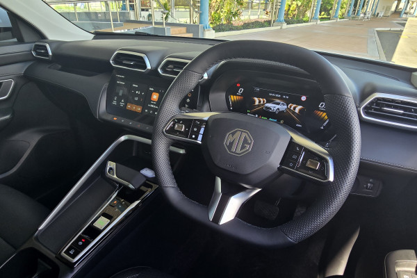 2026 MG ZS Essence Hybrid+ SUV Image 14