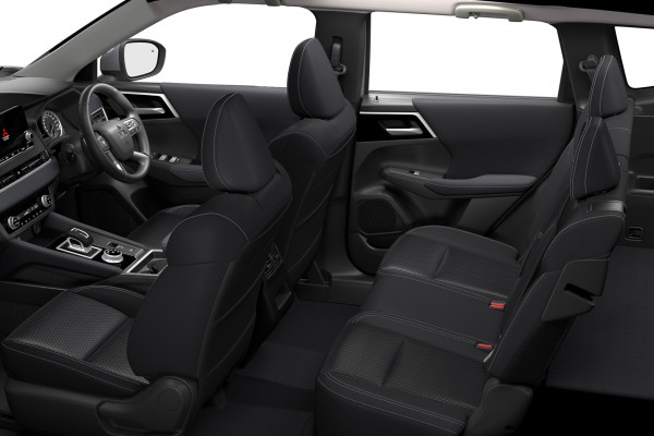 2024 Mitsubishi Outlander ZM ES SUV Image 5