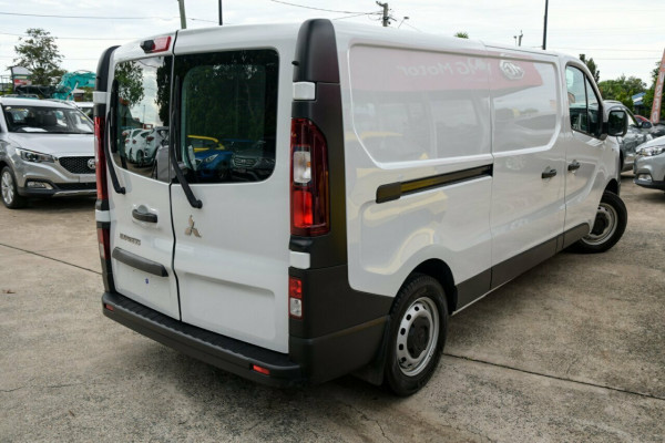 2020 MY21 Mitsubishi Express SN MY21 GLX LWB DCT Van Image 2