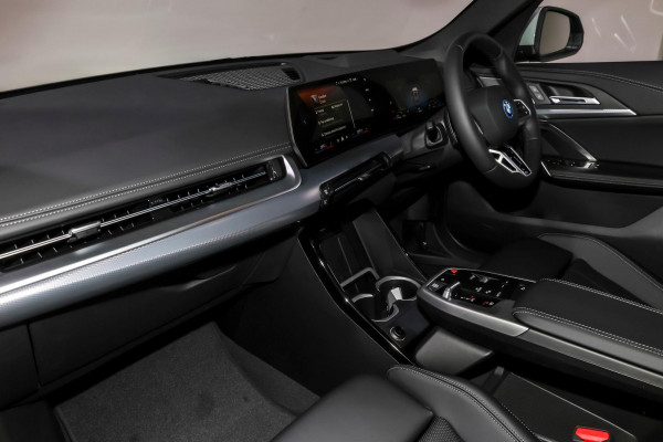 2026 BMW X1 U11 xDrive25e M Sport SUV image 8