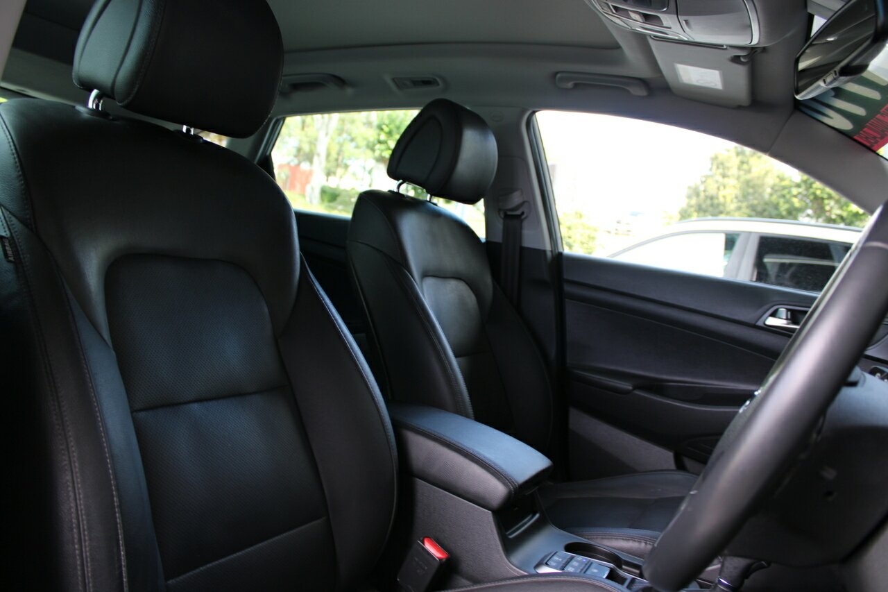 2016 Hyundai Tucson TLe Highlander SUV Image 25
