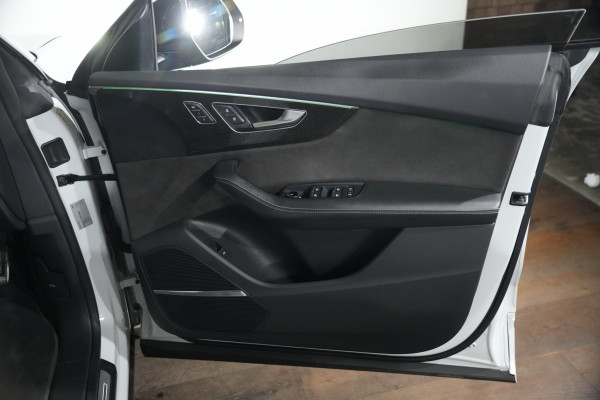 2020 Audi SQ8 F1 TDI SUV Image 32