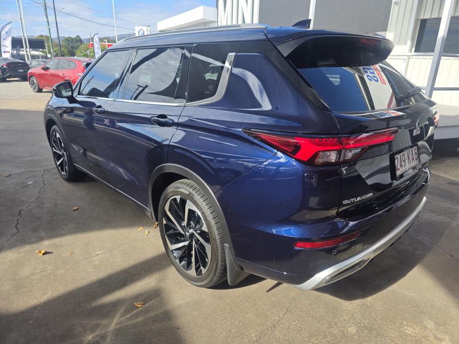 2024 Mitsubishi Outlander ZM Exceed SUV Image 5