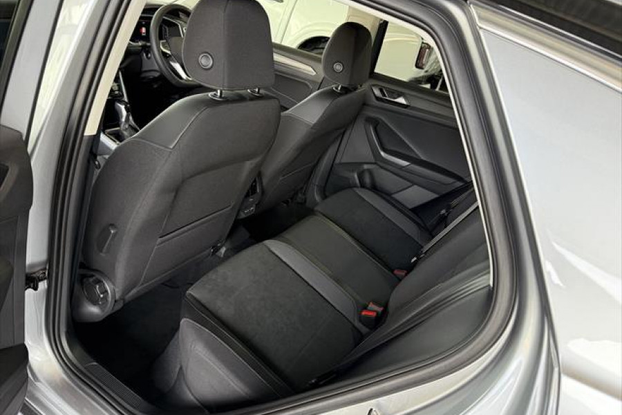 2024 Volkswagen T-Roc D11 110TSI Style SUV Image 11