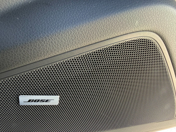 2024 Porsche Cayenne SUV image 22