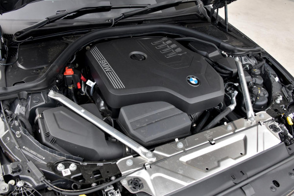 2026 BMW 4 Series G22 LCI 430i M Sport Coupe image 25