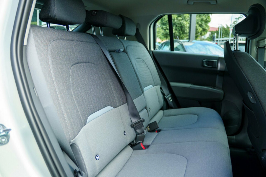 2025 Kia EV3 SV Air Standard Range SUV Image 9