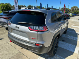 2021 Jeep Cherokee KL Trailhawk SUV image 4