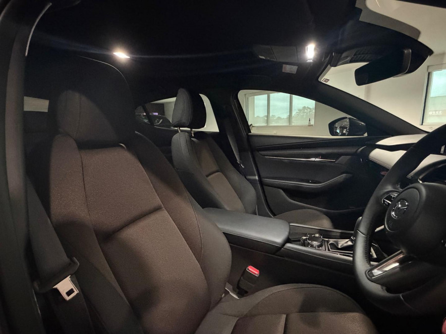 2025 Mazda 3 BP Series G20 Evolve Hatch Image 19