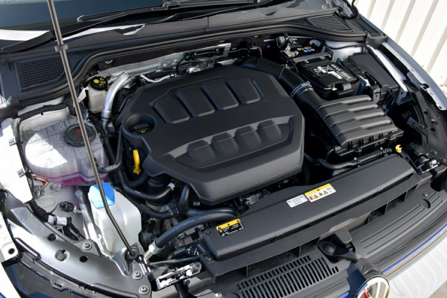 2024 Volkswagen Golf 8 R Hatch Image 30