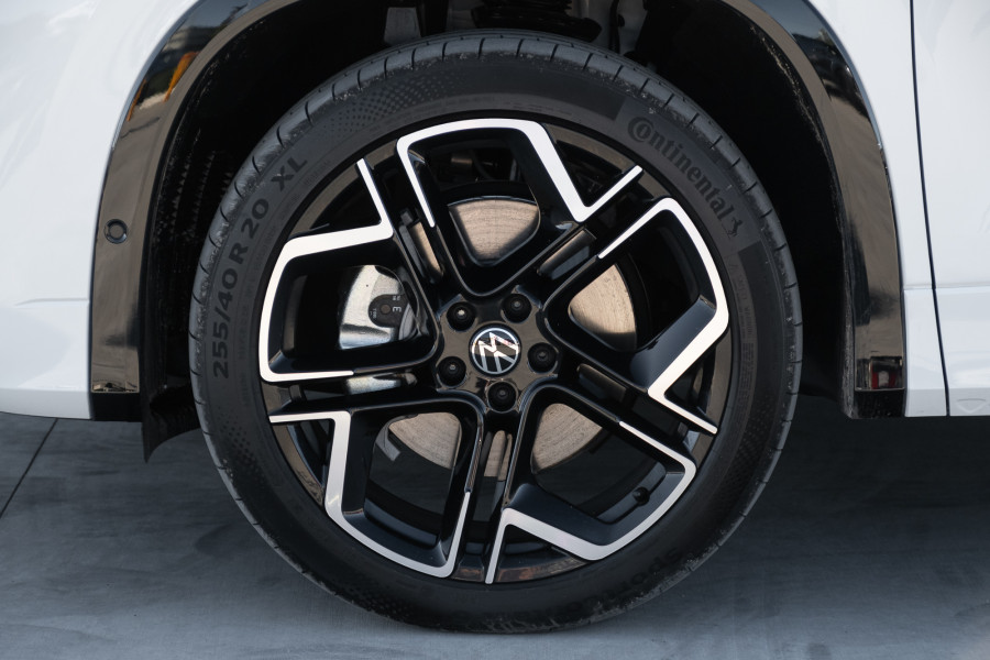 2025 MY26 Volkswagen Tayron R4 195TSI R-Line SUV