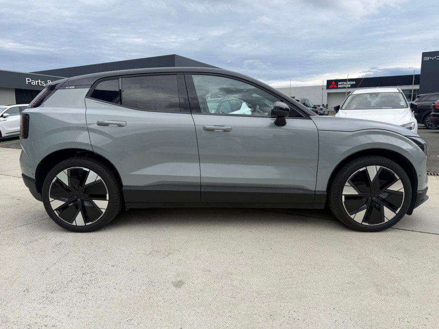 2024 MY25 Volvo EX30  Twin Motor Performance Ultra SUV Image 2