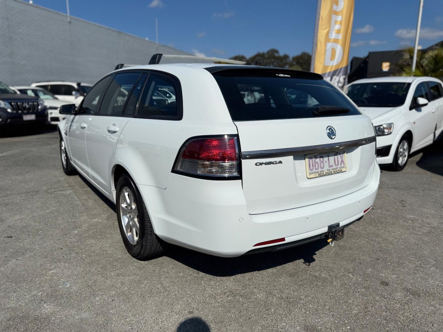 2009 MY9.5 Holden Commodore VE Omega Wagon Image 10