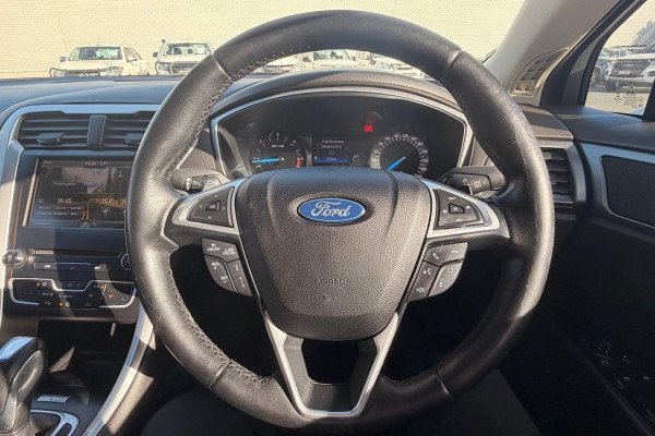 2016 Ford Mondeo MD Trend Hatch Image 12