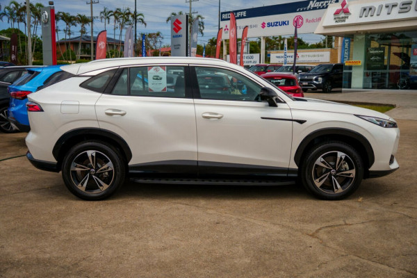 2025 MG HS AS33 Super Hybrid Excite SUV Image 4
