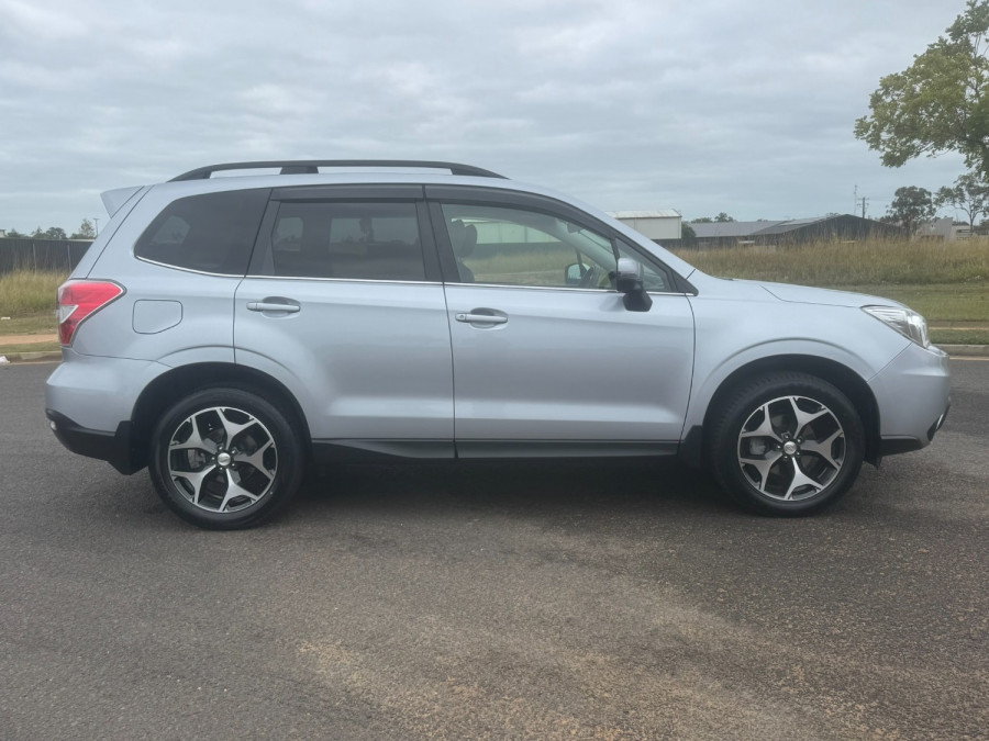 2015 Subaru Forester S4 2.5i-S SUV Image 2