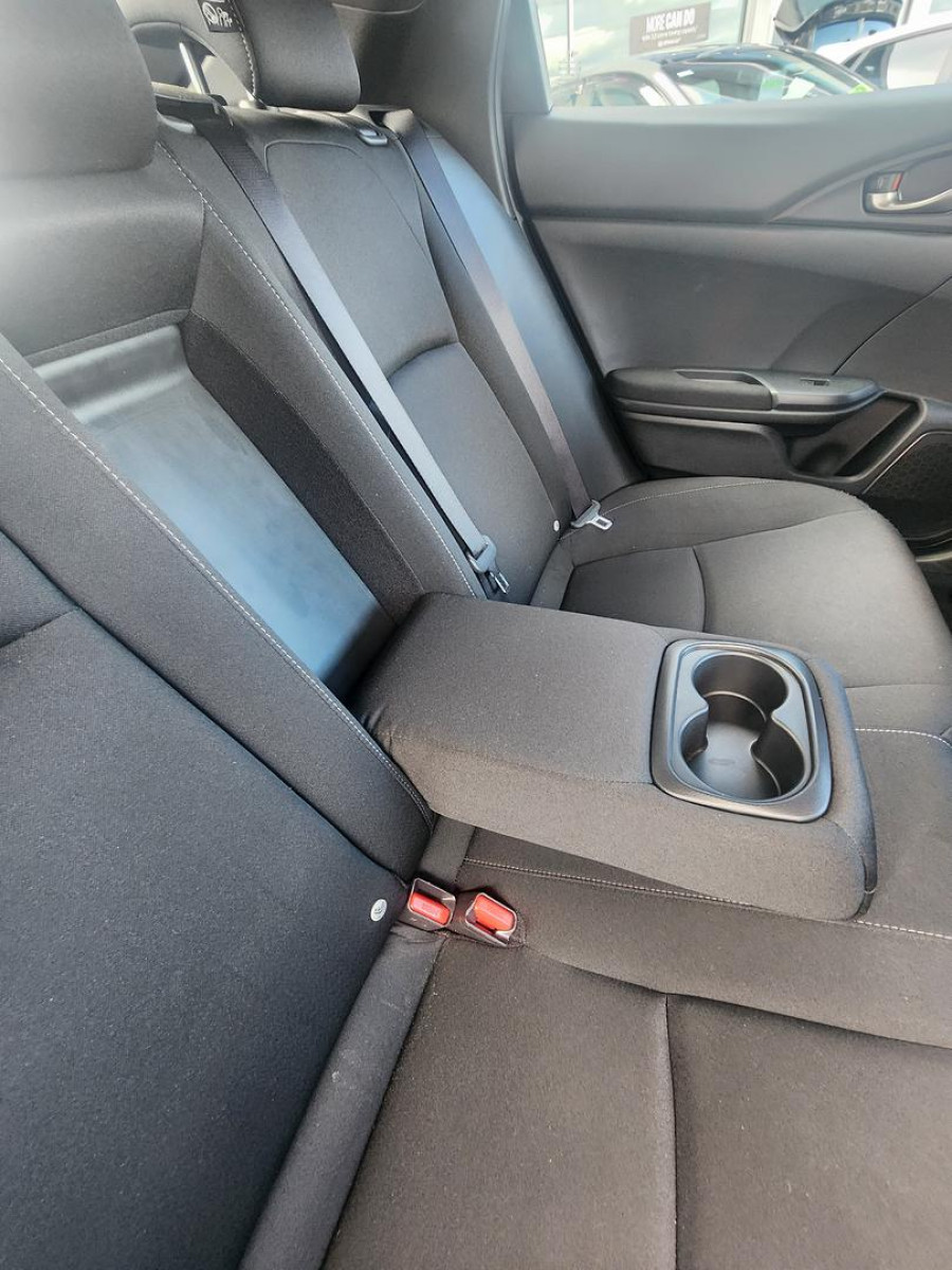 2017 Honda Civic 10th Gen VTi-S Hatch Image 12