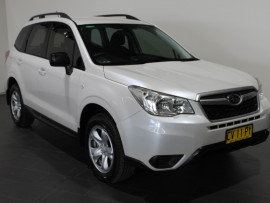 Subaru Forester 2.5i S4