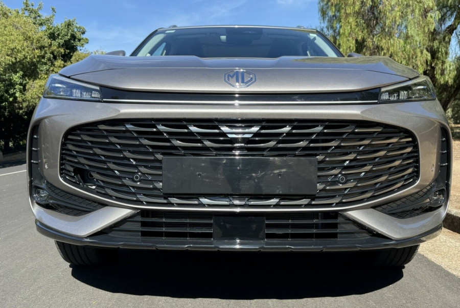 2024 MG HS SAS23 Essence SUV Image 7