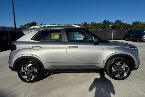 2026 Hyundai Venue QX.V5 Active SUV Image 2
