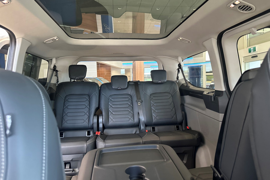 2024 MY24.5 Ford Tourneo AV Titanium X People Mover Image 12