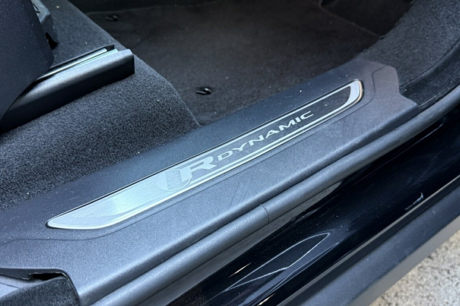 2021 MY21.25 Jaguar F-PACE X761 R-Dynamic S SUV Image 17