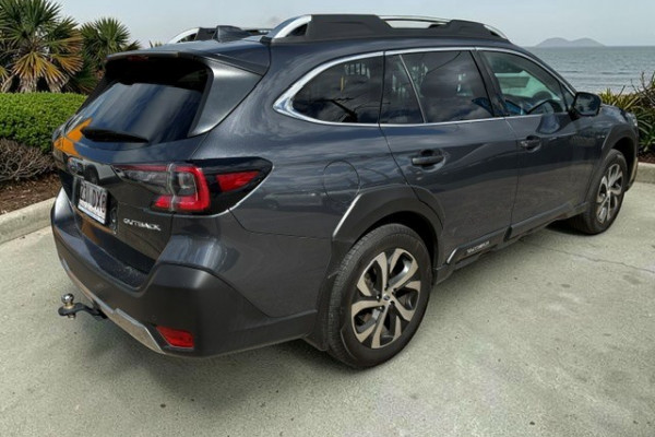 2022 Subaru Outback 6GEN AWD Touring SUV Image 3